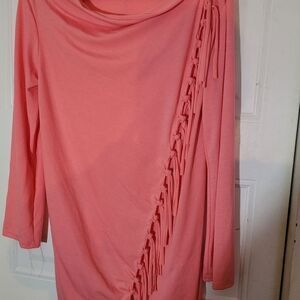 𝅺BEAUTIFUL Tassels cut Peach woman crossbody Size XXLARGE Shirt or Jacket  Nwot
